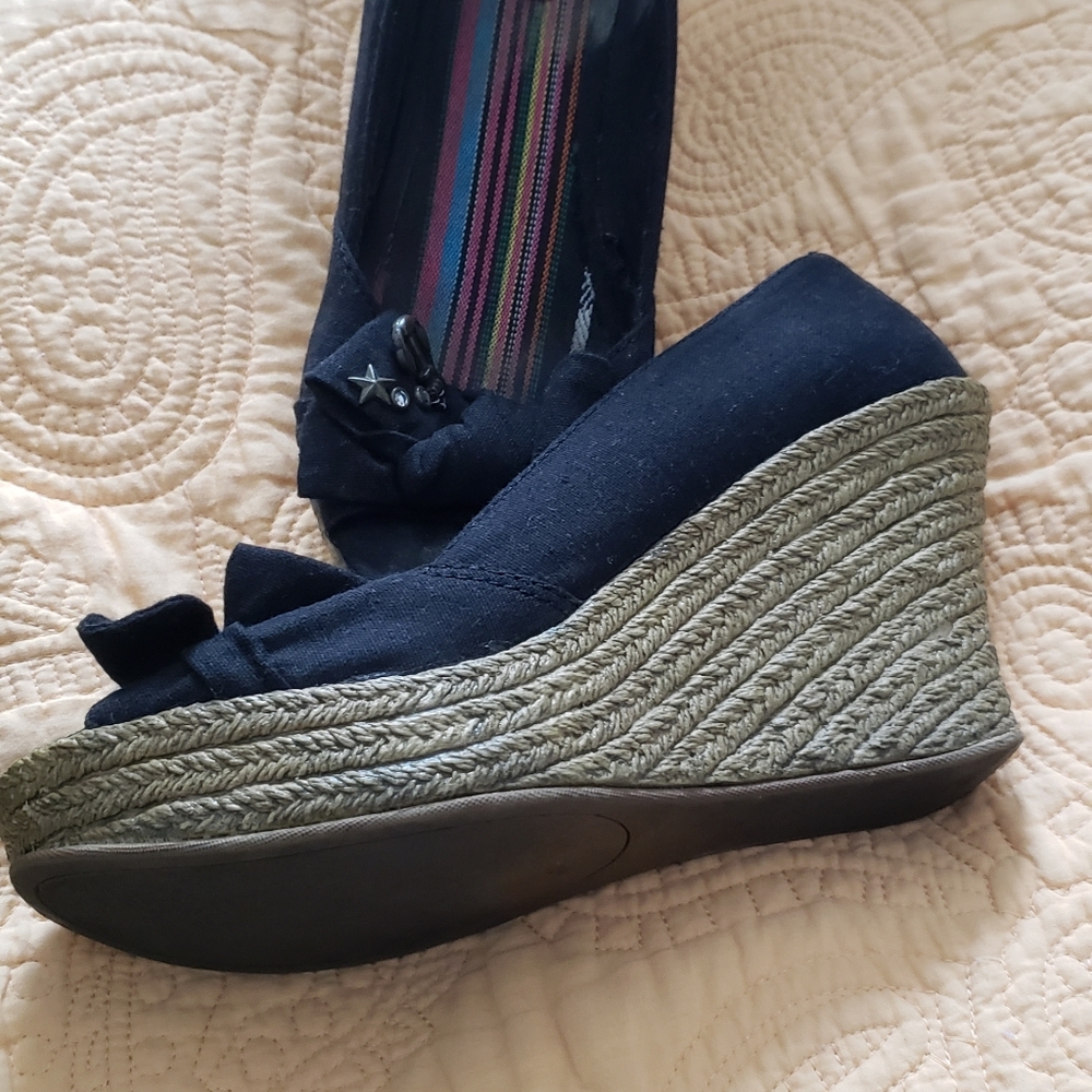 Summer platforms - Picture 3 of 3